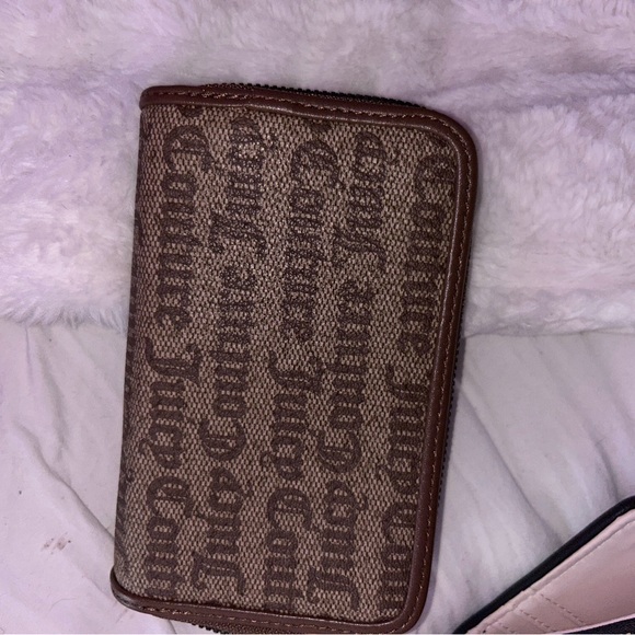 2 BNWT JUICY COUTURE WALLETS - Picture 6 of 8